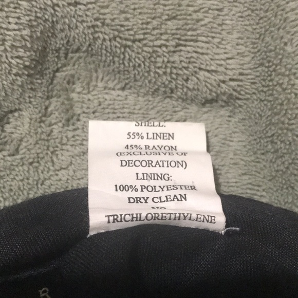 B. Moss Long Straight Black Skirt size 4 - Picture 4 of 4